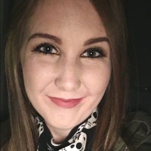 Meet your Posher, Dana